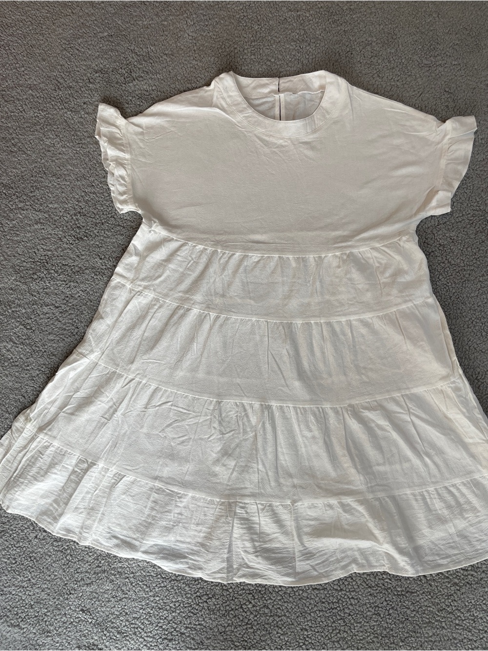 White babydoll dress with ruffles and tiered skirt. Size: M #babydoll #feminine
